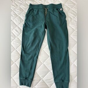 Men’s whitebark french terry jogger sweats by Stio. Size L.